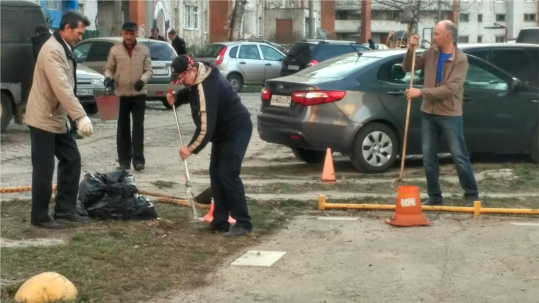 Экологические субботники в городе продолжаются